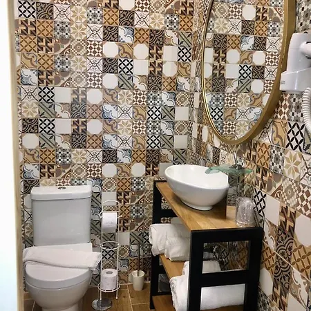 Konukevi Local S. Bartolomeu