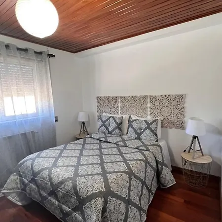 Konukevi Local S. Bartolomeu 3*