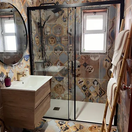 Pensión Local S. Bartolomeu 3*